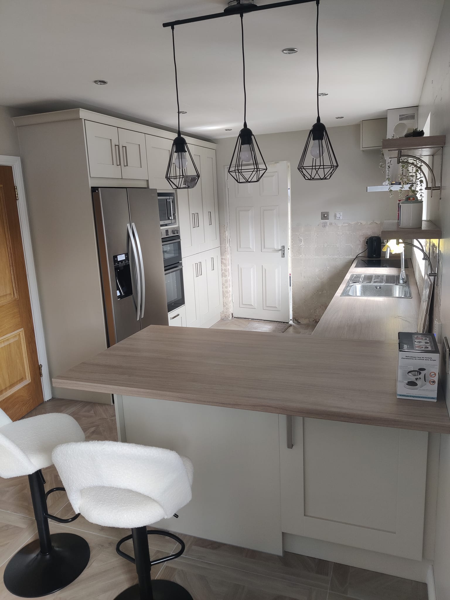 Garden office furniture and outdoor storage solutions